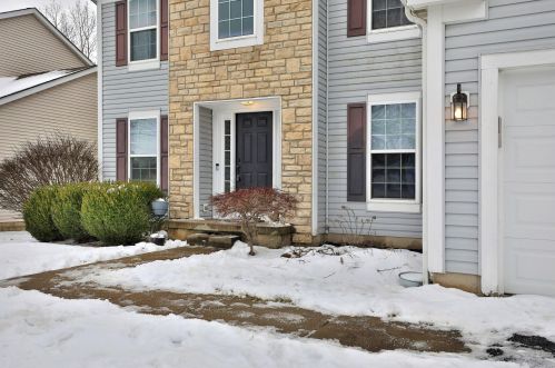 8283 Olympus Ln, Blacklick OH  43004-8193 exterior