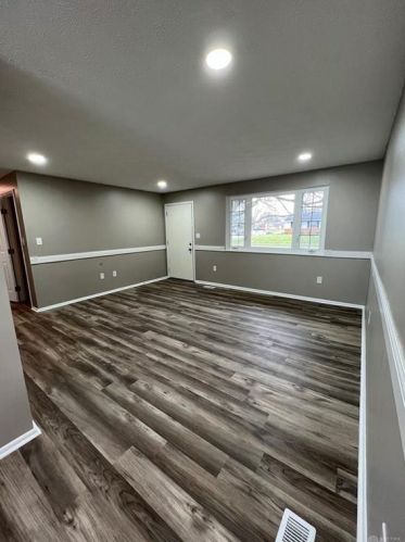 701 Gregory Ave, New Lebanon, OH 45345-1628