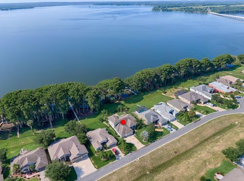 5577 Bounty Cir, Tavares, FL 32778-9288
