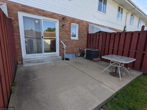 2000 Arkwright St, Saint Paul, MN 55117-2037