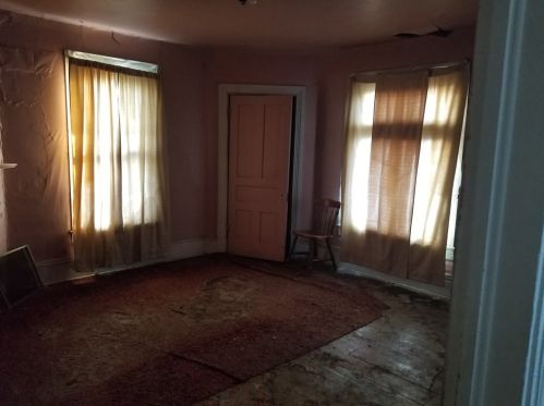 122 Elm St, Canonsburg, PA 15317-1521