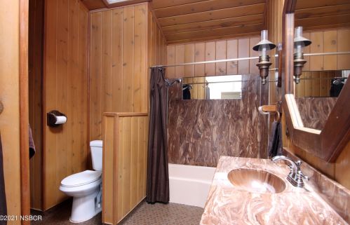 340 Wilshire Ln, Santa Maria CA  93455-2050 exterior