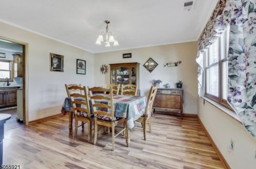 4 Graydon Pl, Roxbury Township NJ  07836-9314 exterior