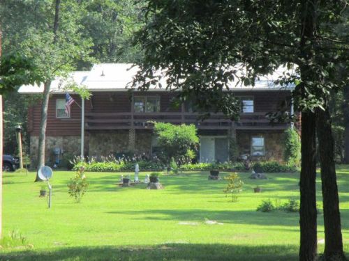 520 Wildwood Park Rd, Wolf Creek, KY 40104-8261