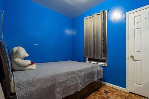 312 169th St, Bronx NY  10452-7701 exterior
