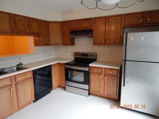 6494 Milva Ln, Springfield VA  22150-4272 exterior