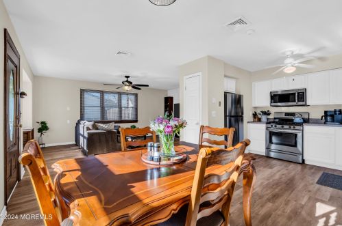 363 Kelly Ave, Bricktown NJ  08724-2230 exterior