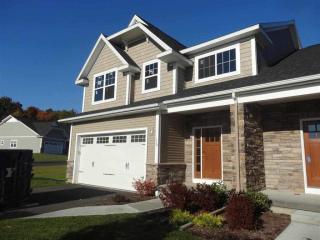 110 Lorenzo Dr, Troy, NY 12180-7815