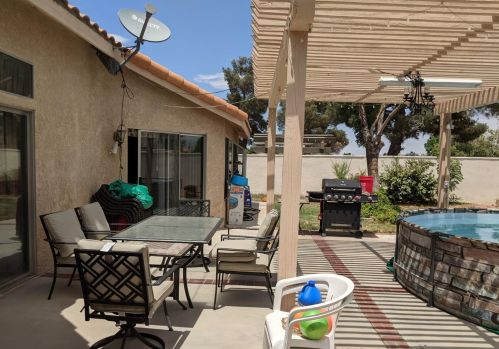 12507 Redrock Ct, Victorville CA  92392-7411 exterior