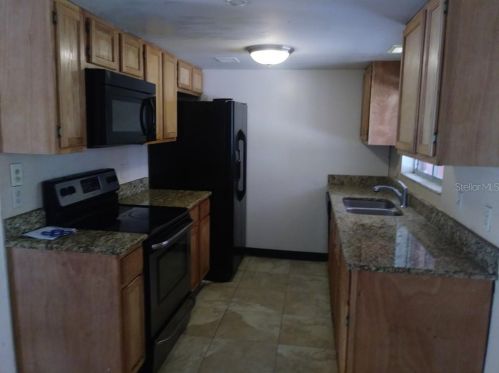 1870 Windmill Dr, Orlando, FL 32818-5861