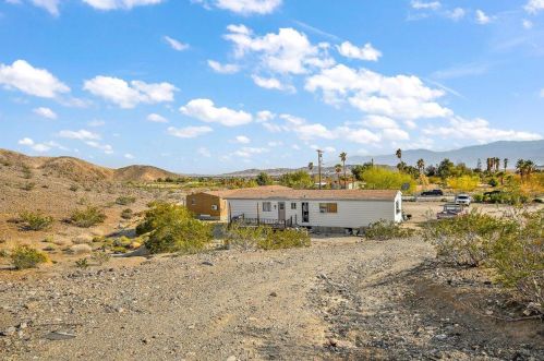 73420 18th Ave, Desert Hot Springs CA  92241-7844 exterior