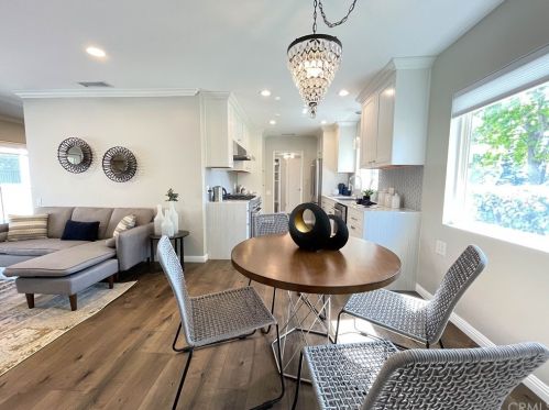 3545 El Caminito, Glendale CA 91214-1713 exterior