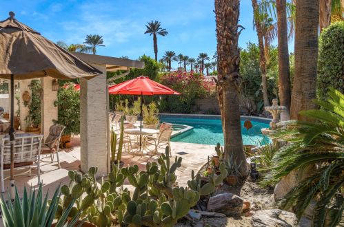 32 Lincoln Pl, Rancho Mirage CA  92270-1970 exterior