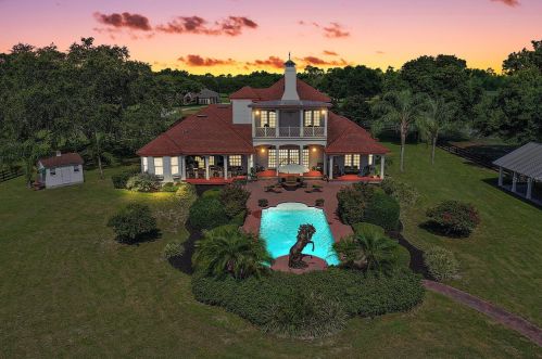 29030 Can Do Ln, Tavares, FL 32778-9665