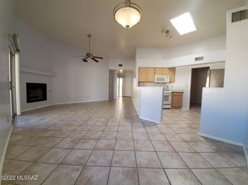 4329 Ebony Ln, Tucson, AZ 85712-5467