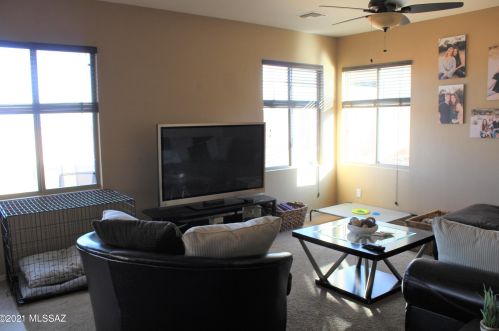 1049 Stalactites Cir, Mescal, AZ 85602-6892
