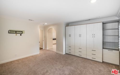 1732 Bonita Vista Dr, La Canada CA  91011-1614 exterior