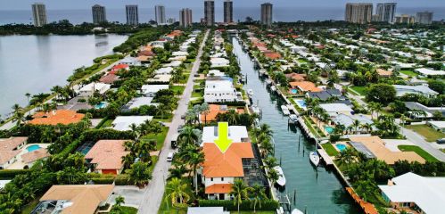 1061 Gulfstream Way, West Palm Beach FL  33411-1816 exterior