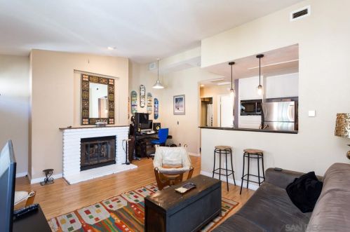 4338 Montalvo St, San Diego, CA 92107-1032