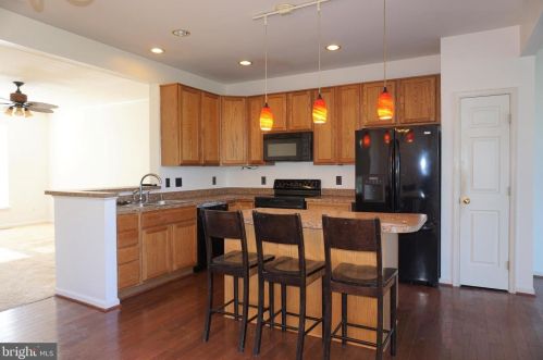 1339 Cranes Bill Way, Woodbridge VA  22191-5514 exterior