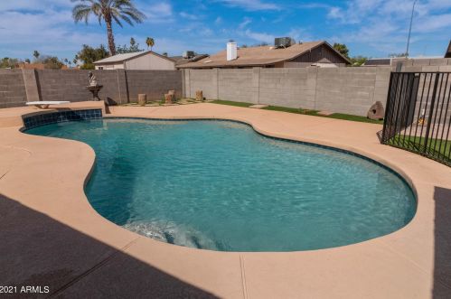 1036 Harmony Ave, Mesa, AZ 85204-5832
