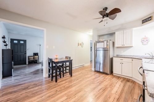 64 Laurelwood Rd, Groton CT  06340-4206 exterior