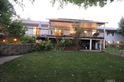 653 Clearlake Ave, Lakeport, CA 95453-3719