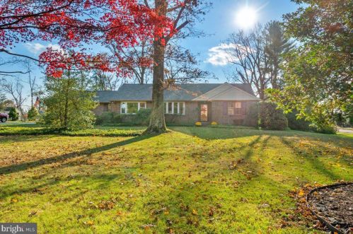 503 Kane Dr, Prospectville, PA 19002-2820