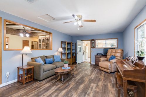 17617 Greenhorn Rd, Grass Valley, CA 95945-7803