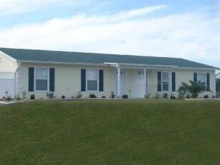 347 Sunflower St, Punta Gorda FL  33982-8233 exterior