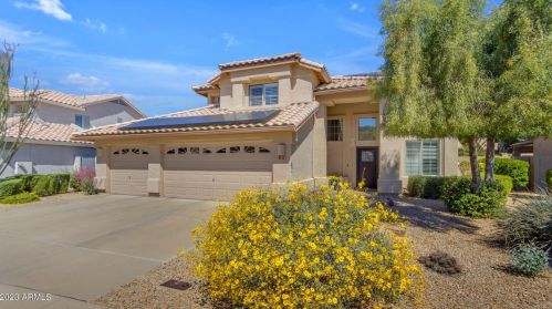 6132 Park View Ln, Glendale, AZ 85310-2701
