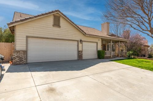467 Akindale Way, Beaumont, CA 92223-7018