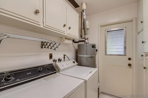 6718 Casselberry Way, San Diego CA  92119-2203 exterior