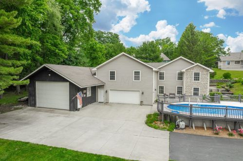 21 Buckeye Blvd, Pataskala OH  43062-8465 exterior