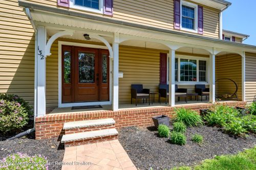 132 Coachman Dr, East Freehold, NJ 07728-3153
