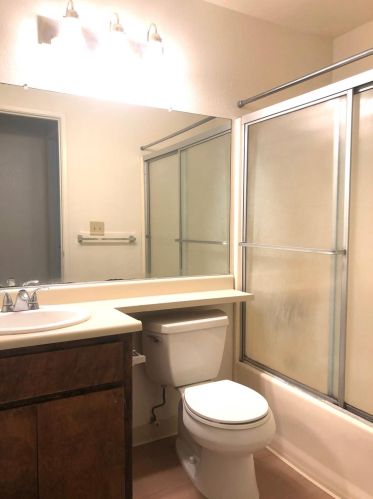 2905 Niagra St, Turlock CA  95382-1050 exterior