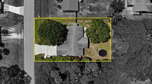 5205 Birch Dr, Fort Pierce, FL 34982-3823