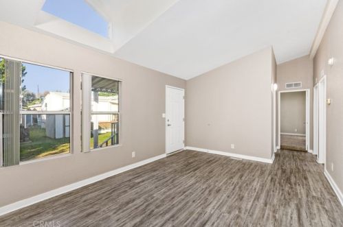 5815 La Palma Ave, Anaheim, CA 92807-2246