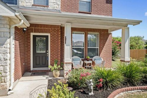 153 Crizer Ct, Creedmoor, TX 78610-5084