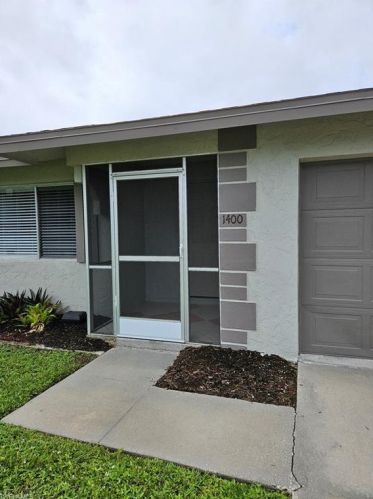 1400 30th St, Cape Coral, FL 33904-3934