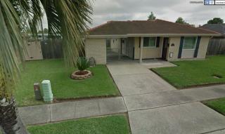 801 Crystal Ct, Westwego, LA 70094-4857