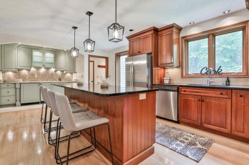 26 Wright Rd, Hollis NH  03049-6154 exterior