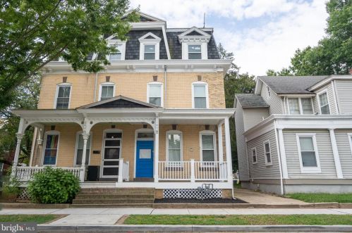 38 Bradford St, Dover, DE 19904-3102