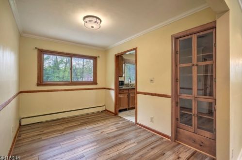 18 Sunnybrook Rd, Bernardsville NJ  07924-2713 exterior