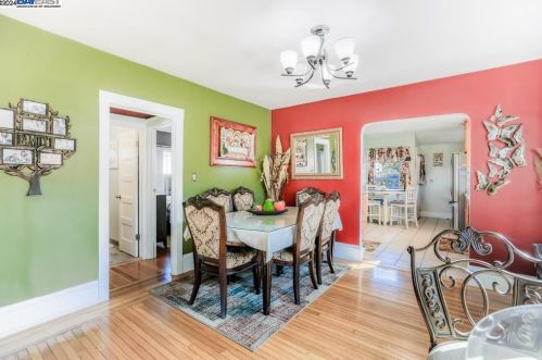 2708 Humboldt Ave, Oakland CA  94602-3635 exterior