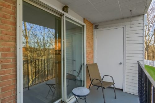 501 Camelot Dr, Pittsburgh PA  15237-4977 exterior