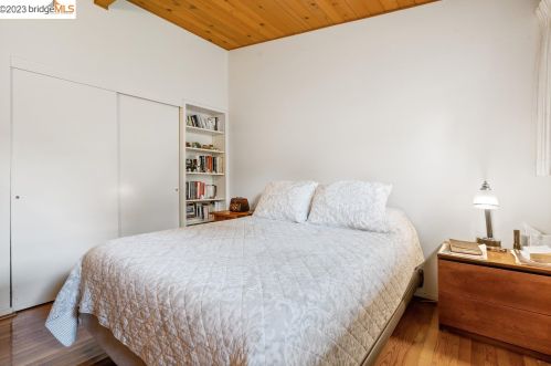 8 Rae Dr, Orinda CA  94563-4360 exterior