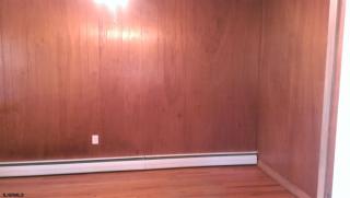 34 Village Dr, Somers Point NJ  08244-1242 exterior
