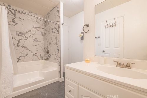 32791 Lakeview Ter, Lake Elsinore CA  92530-4640 exterior