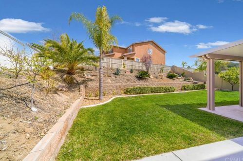 46438 Vianne Ct, Temecula CA  92592-3328 exterior